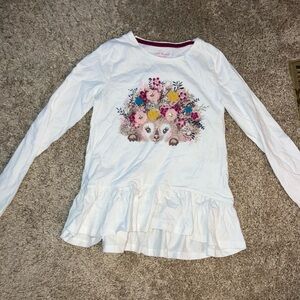 Isaac Mizrahi White Long Sleeve Graphic Peplum Tee